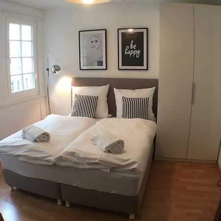 Privatzimmer In Bester Altstadtlage Tuebingen Room photo
