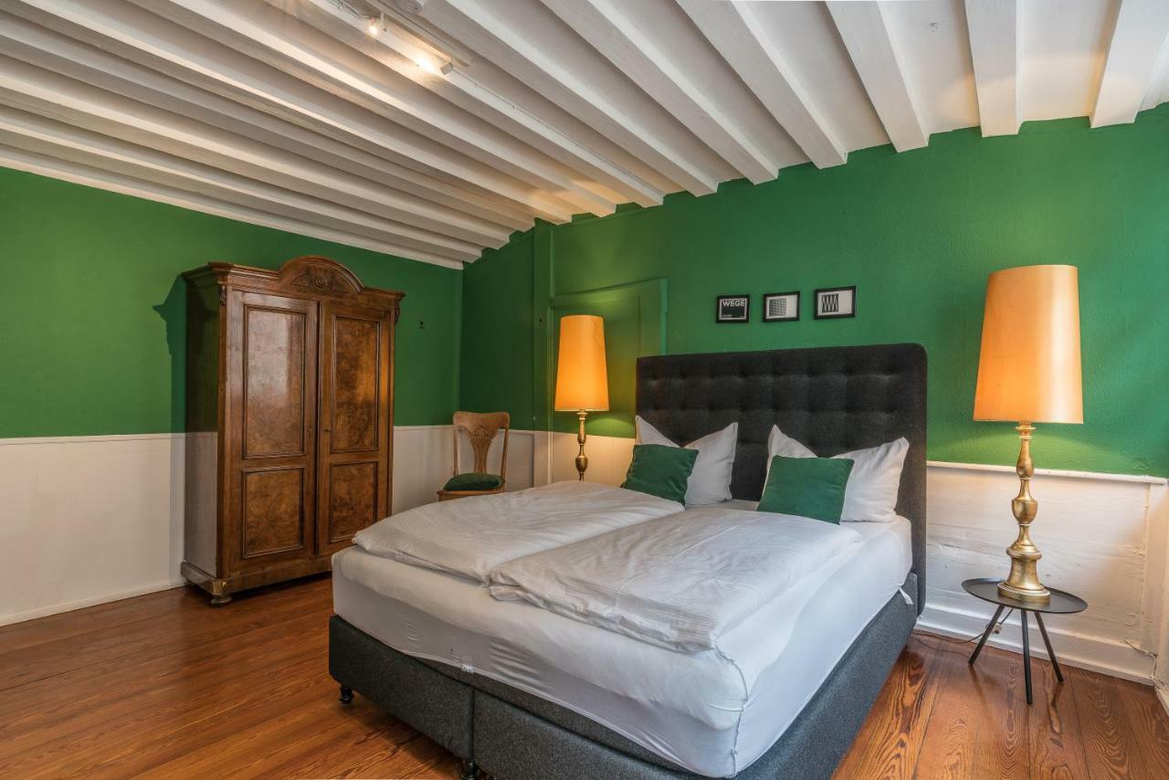 Privatzimmer In Bester Altstadtlage Tuebingen Exterior photo