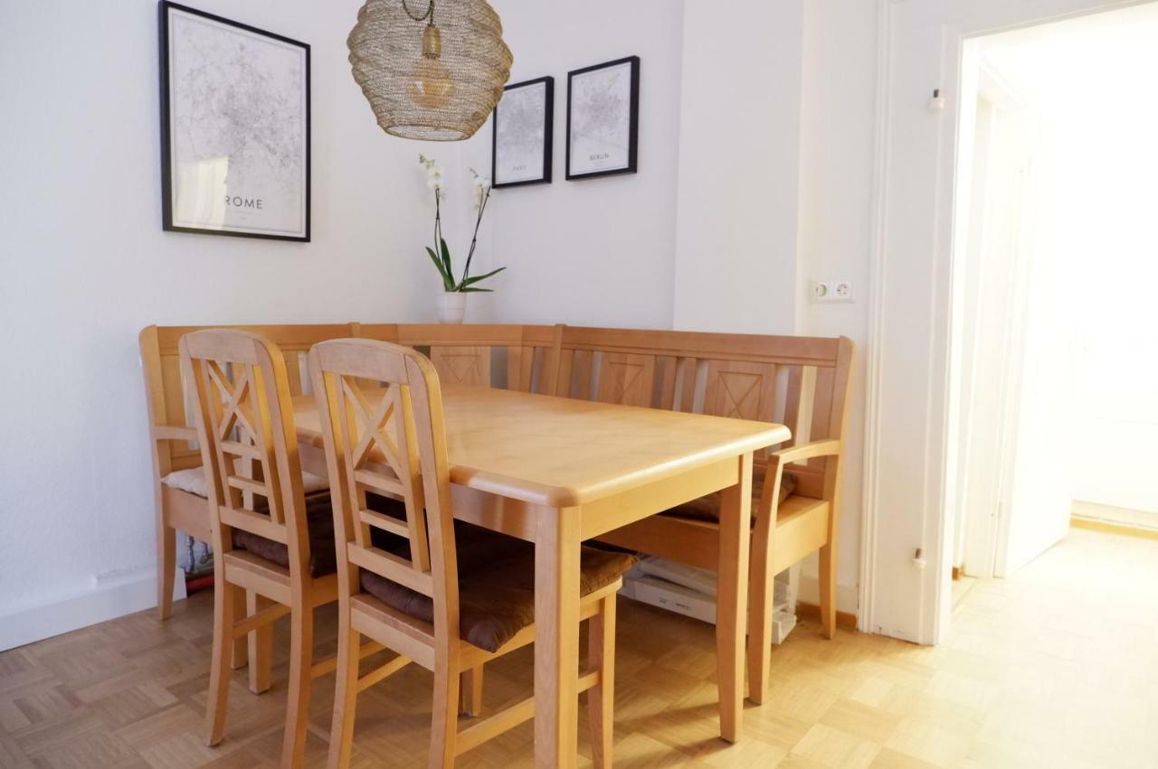 Privatzimmer In Bester Altstadtlage Tuebingen Exterior photo